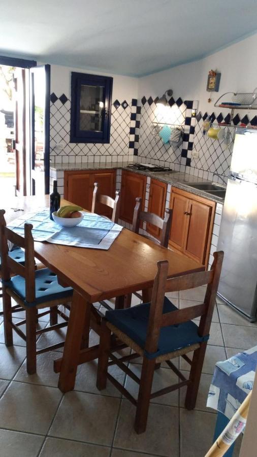 Villa Vera Trifamigliare Con Ingresso Diretto 20 Mt Al Mare Clima Wi-Fi Bbq Cala Liberotto Kültér fotó