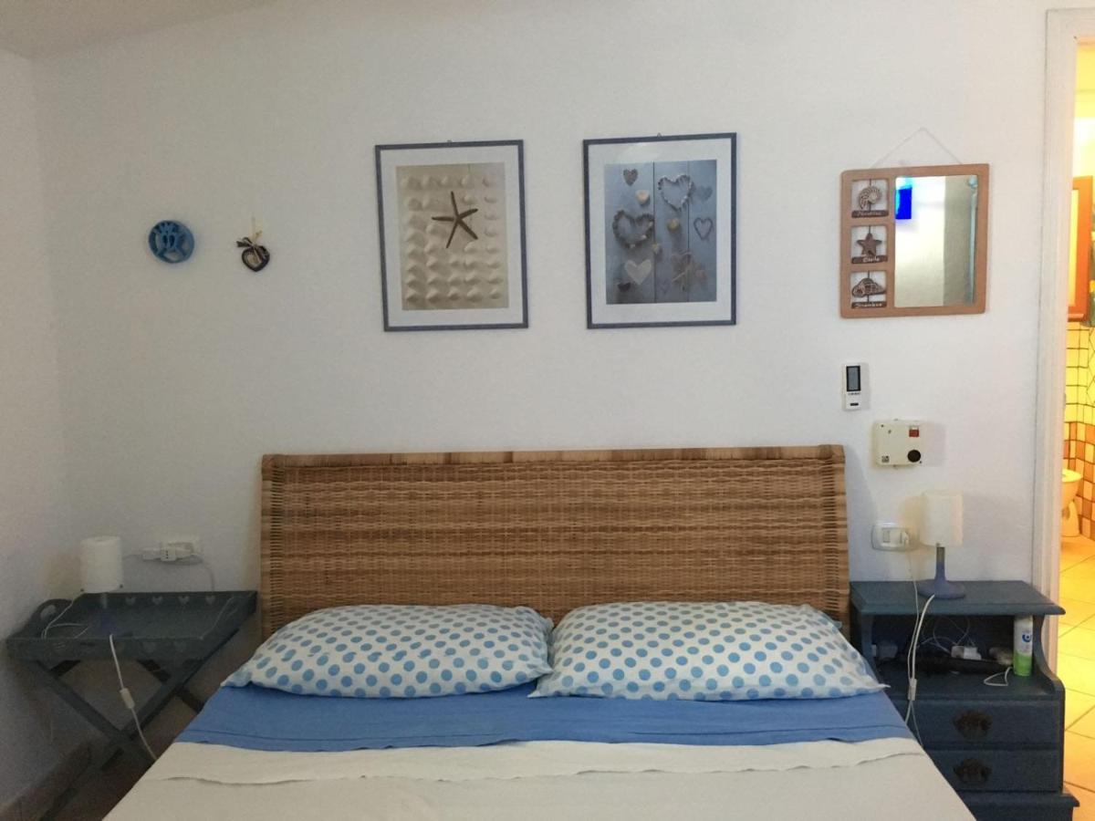Villa Vera Trifamigliare Con Ingresso Diretto 20 Mt Al Mare Clima Wi-Fi Bbq Cala Liberotto Kültér fotó